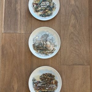 Vintage Currier & Ives Scenic Decorative Plates Set of 3 with hanging hardware